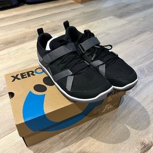 Xero Barefoot Gym Runner